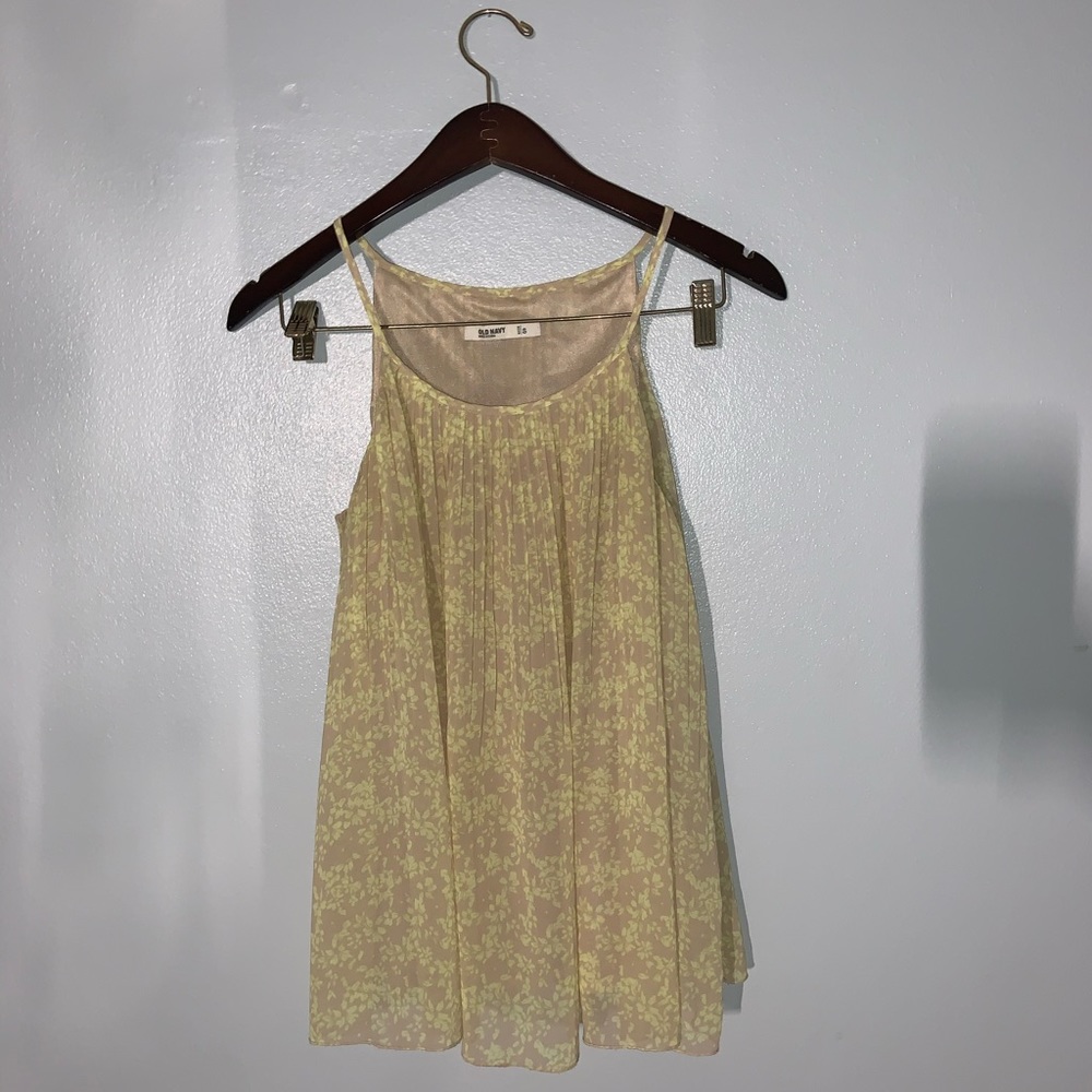 Old Navy patterned top